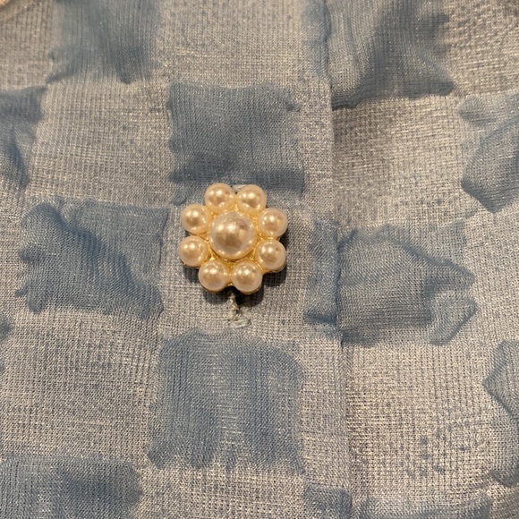 Baby Blue Bib Collar Short Sleeve Embellished Cropped Blouse. Size Small. - Picture 5 of 5